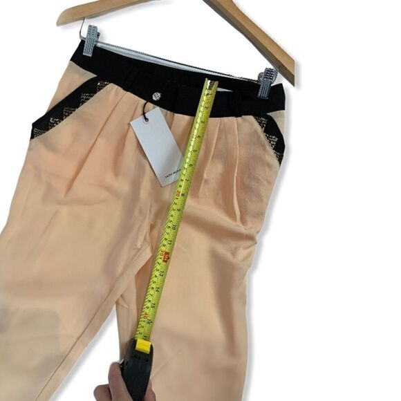 VERO Moda Lightweight Pants - Picture 7 of 8